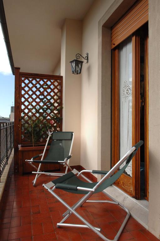 Bed and Breakfast San Pietro Noto Habitación foto